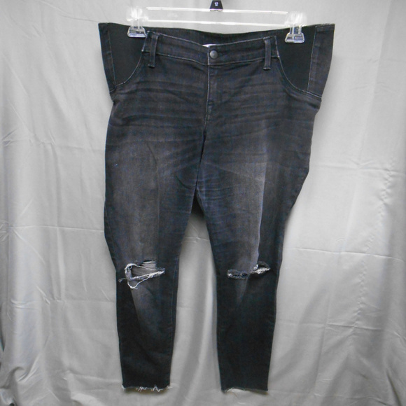 Ingrid & Isabel Denim - Isabel distressed black denim maternity jeggings